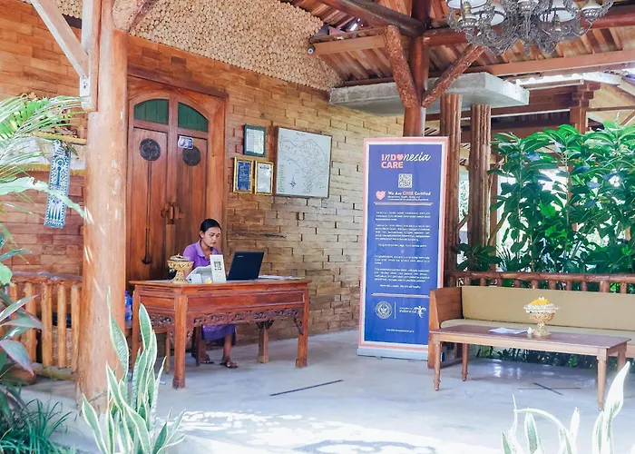 Graha Sandat Villas By Pramana Villas